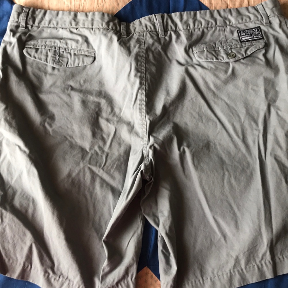 Shorts - Picture 3 of 3